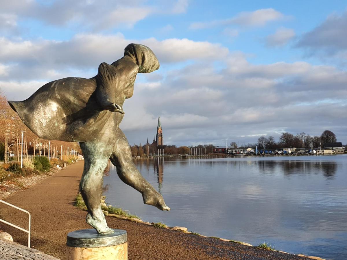 Ferienwohnung Schleiloge Mit Panoramablick Auf Die Schlei Schleswig Extérieur photo