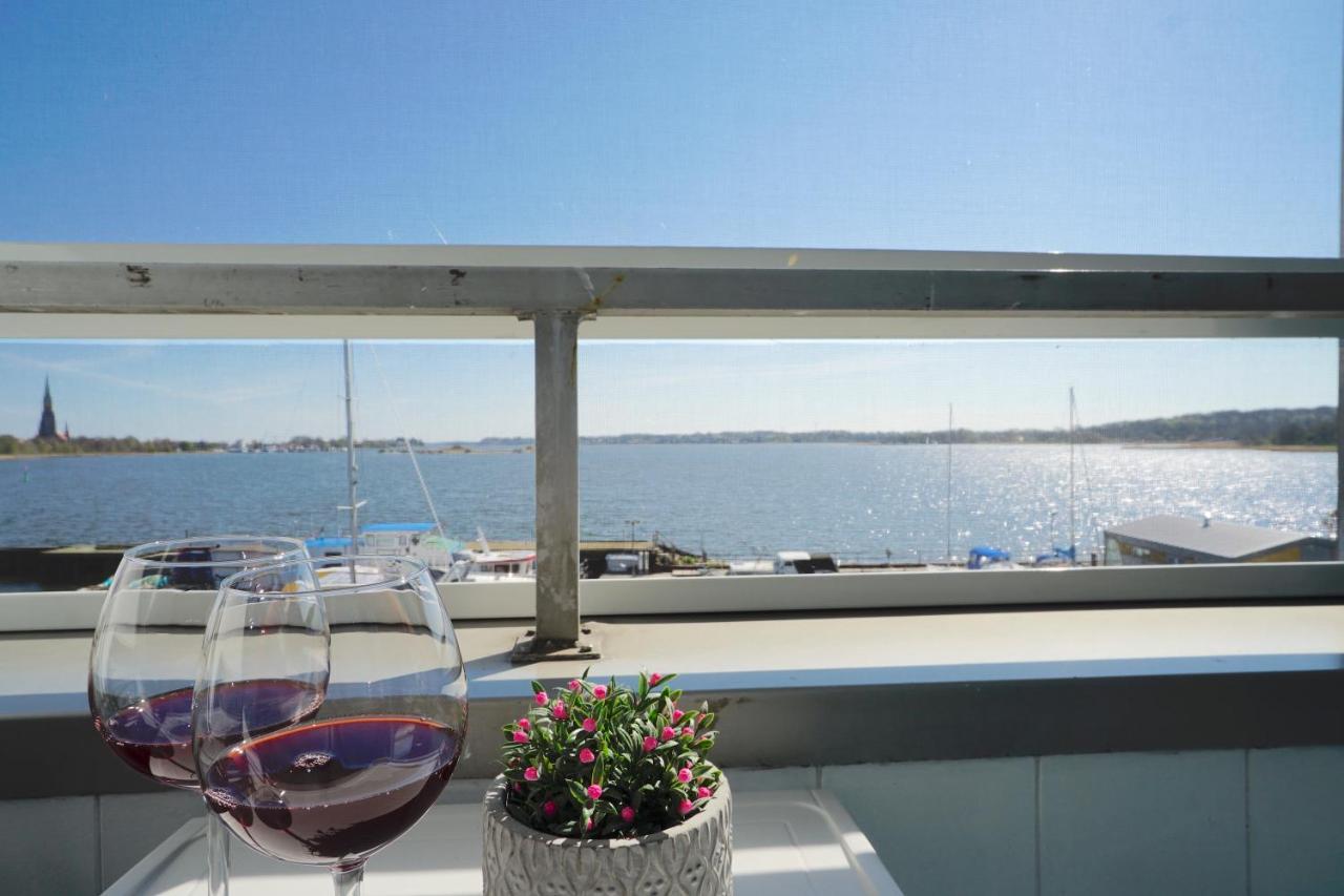 Ferienwohnung Schleiloge Mit Panoramablick Auf Die Schlei Schleswig Extérieur photo