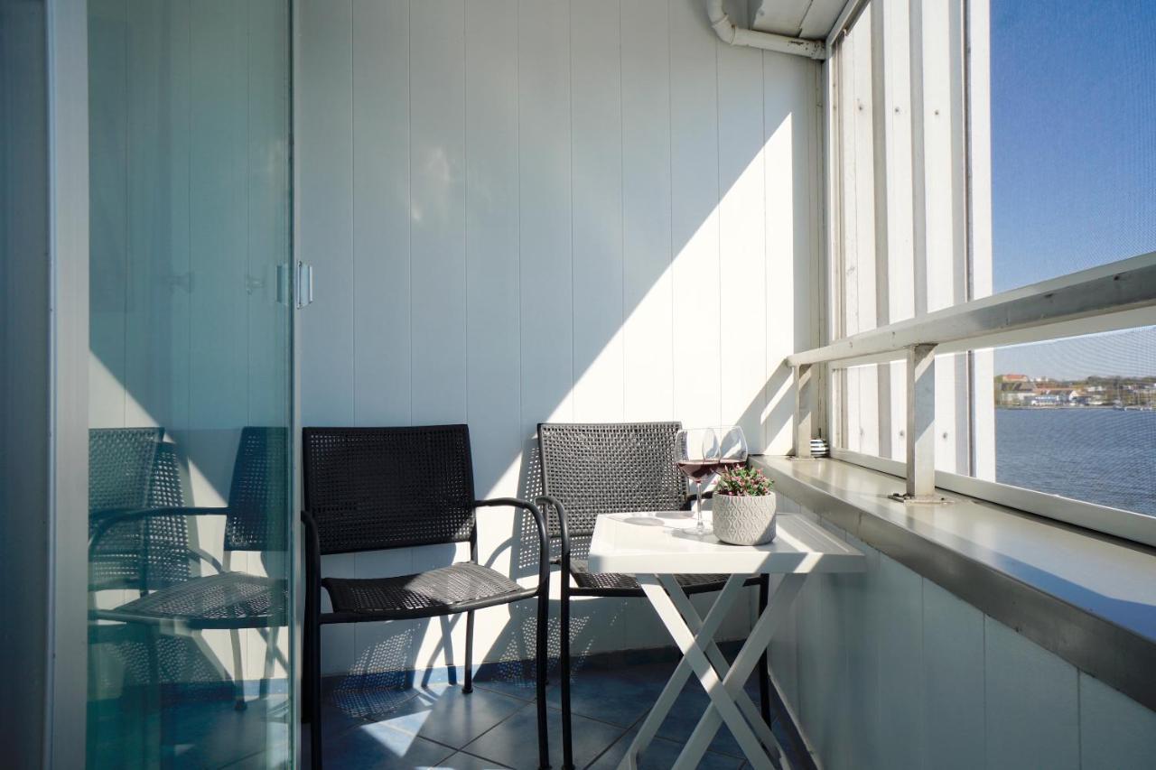 Ferienwohnung Schleiloge Mit Panoramablick Auf Die Schlei Schleswig Extérieur photo